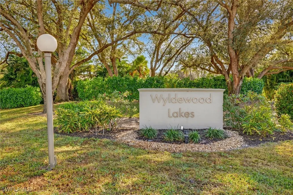 5857 Wyldewood Lakes Court Fort Myers FL 33919