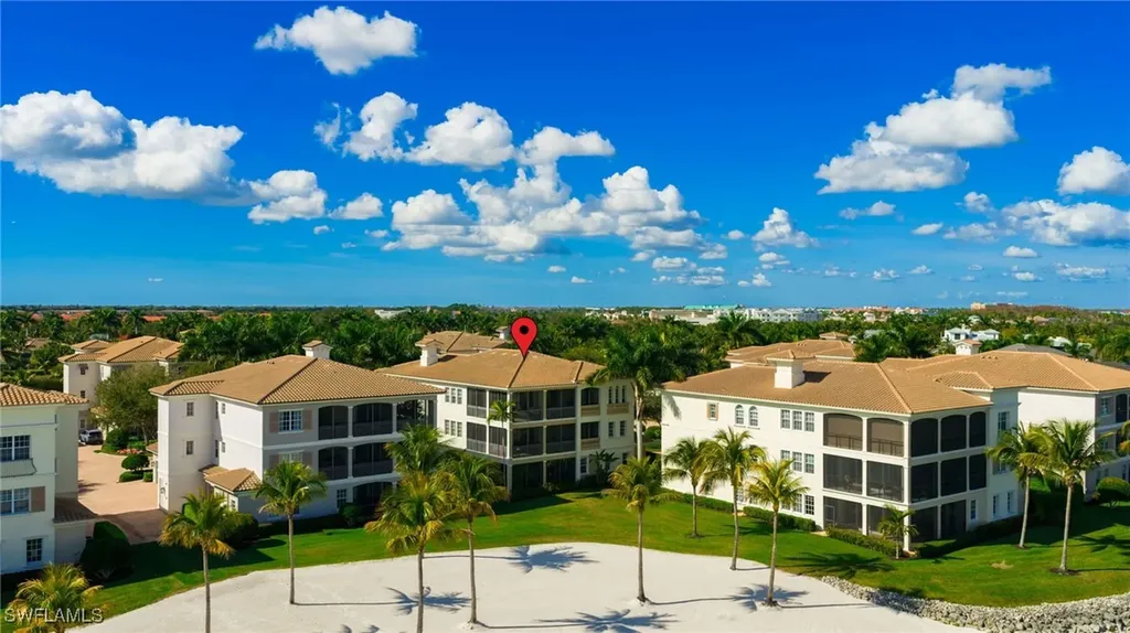 17721 Via Bella Acqua Court Miromar Lakes FL 33913