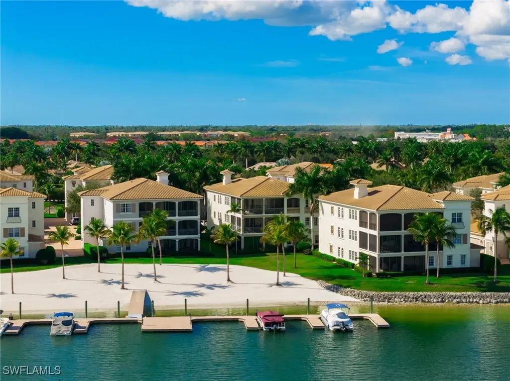 17721 Via Bella Acqua Court Miromar Lakes FL 33913