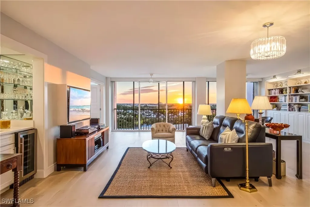 Naples FL, 5601 Turtle Bay Drive, Unit 803