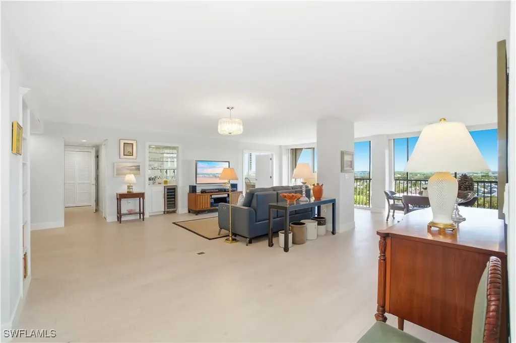 5601 Turtle Bay Drive Naples FL 34108