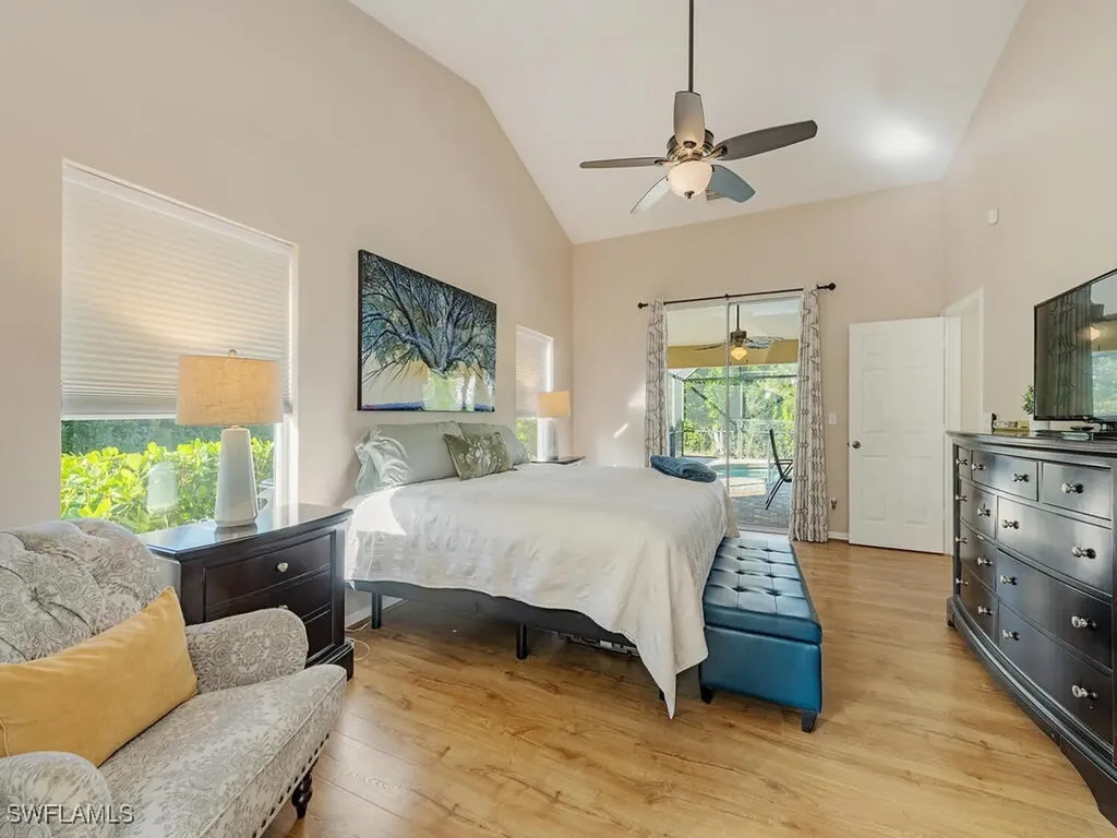 579 Raven Way Naples FL 34110