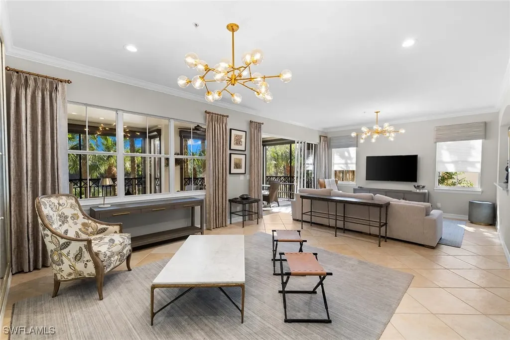 2864 Tiburon Boulevard E Naples FL 34109