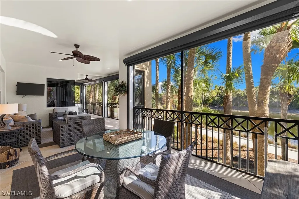 2864 Tiburon Boulevard E Naples FL 34109