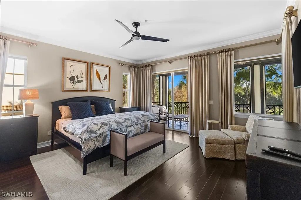 2864 Tiburon Boulevard E Naples FL 34109