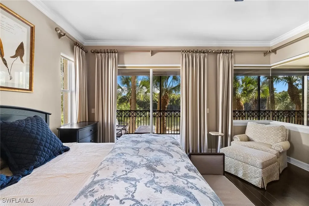 2864 Tiburon Boulevard E Naples FL 34109