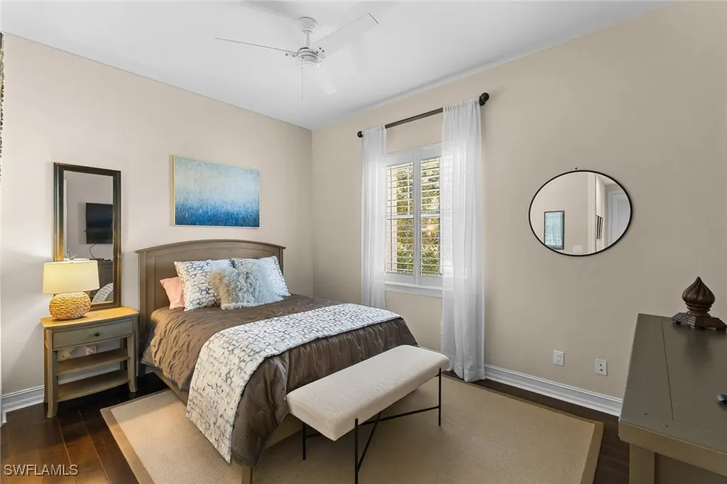 2864 Tiburon Boulevard E Naples FL 34109