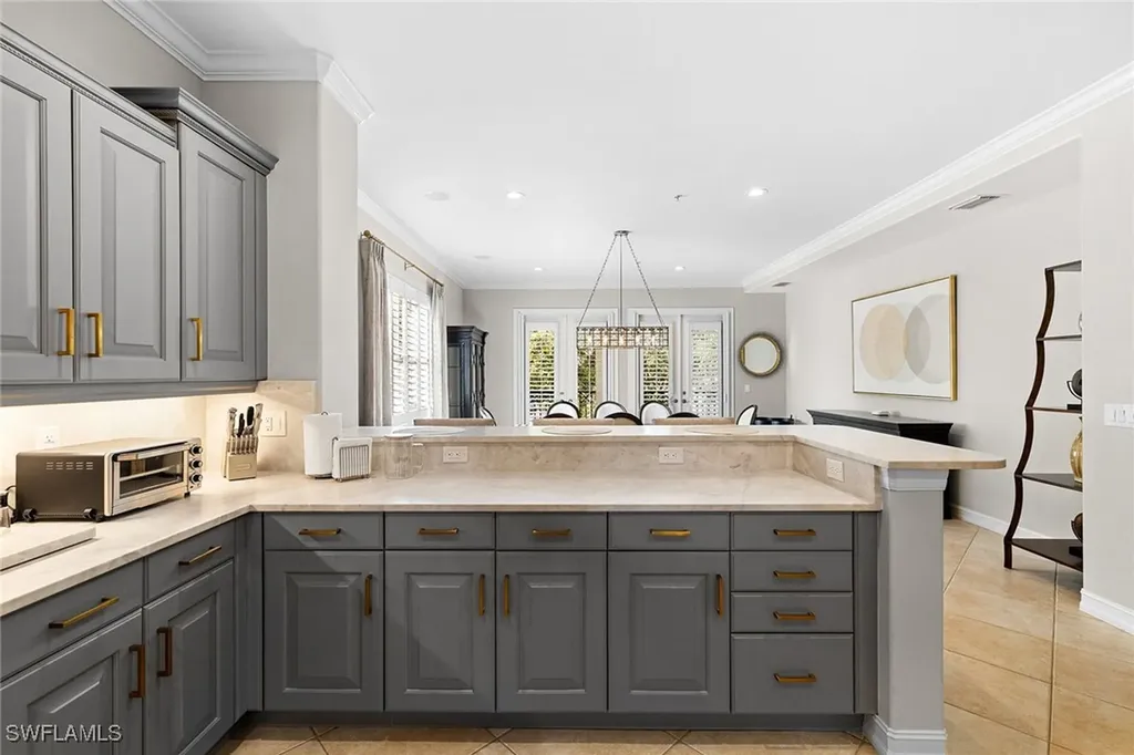 2864 Tiburon Boulevard E Naples FL 34109