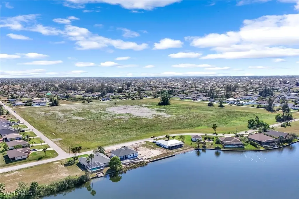 1216 NW 30th Place Cape Coral FL 33993