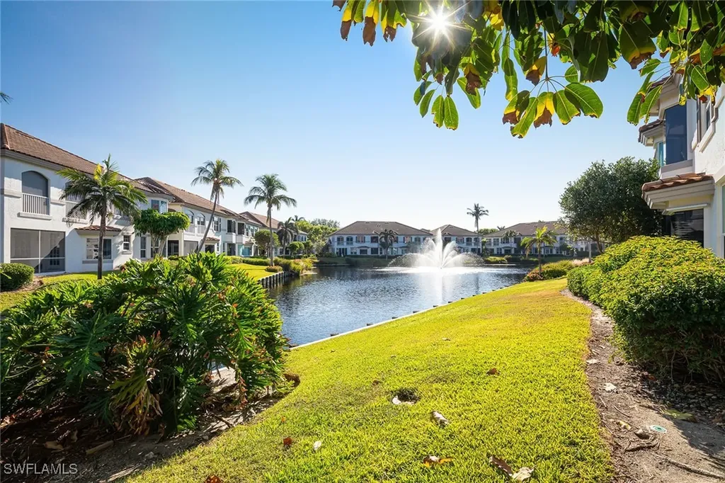 142 Colonade Circle Naples FL 34103