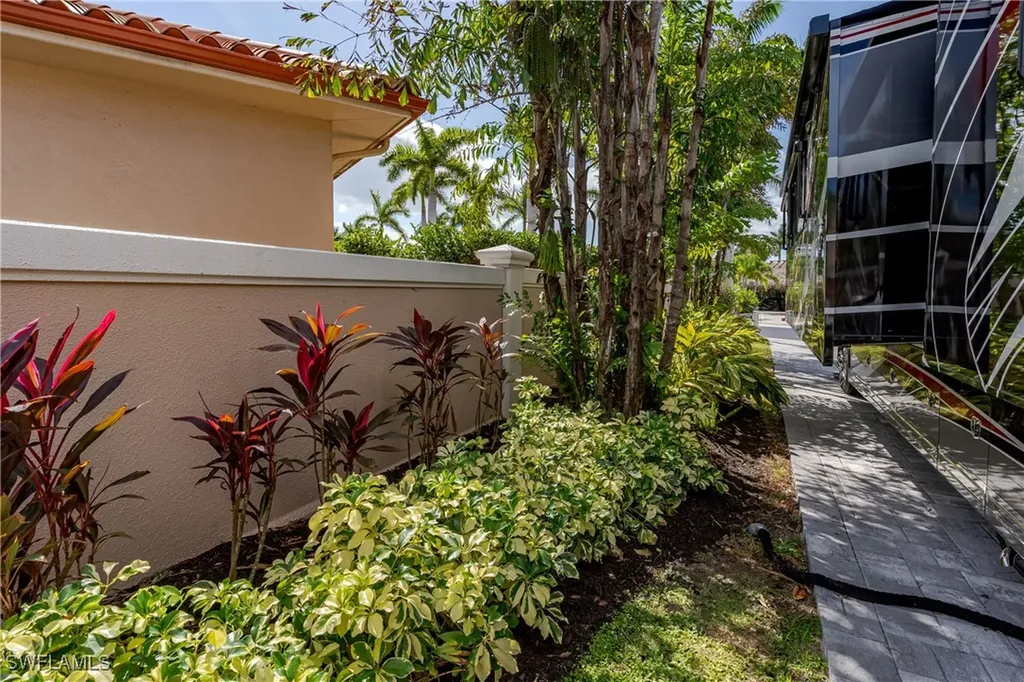 13547 Snook Circle Naples FL 34114