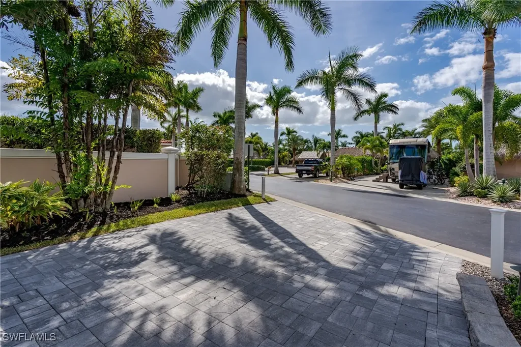 13547 Snook Circle Naples FL 34114