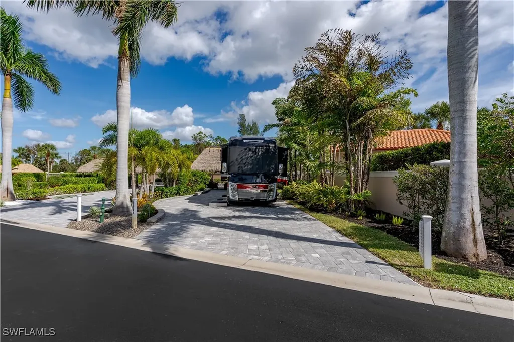 13547 Snook Circle Naples FL 34114