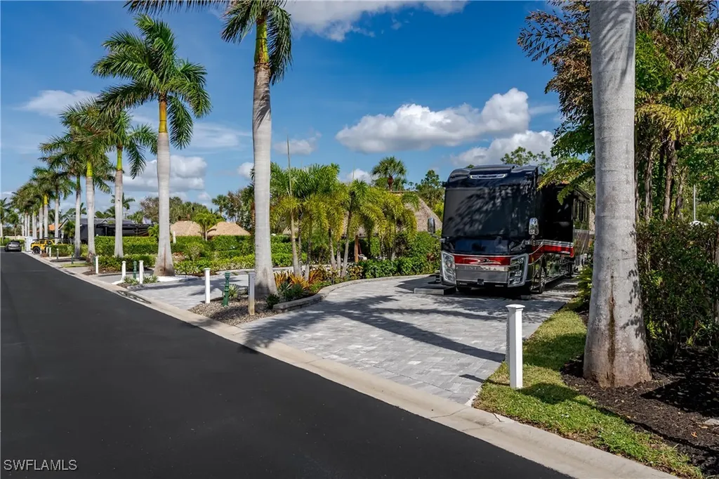 13547 Snook Circle Naples FL 34114
