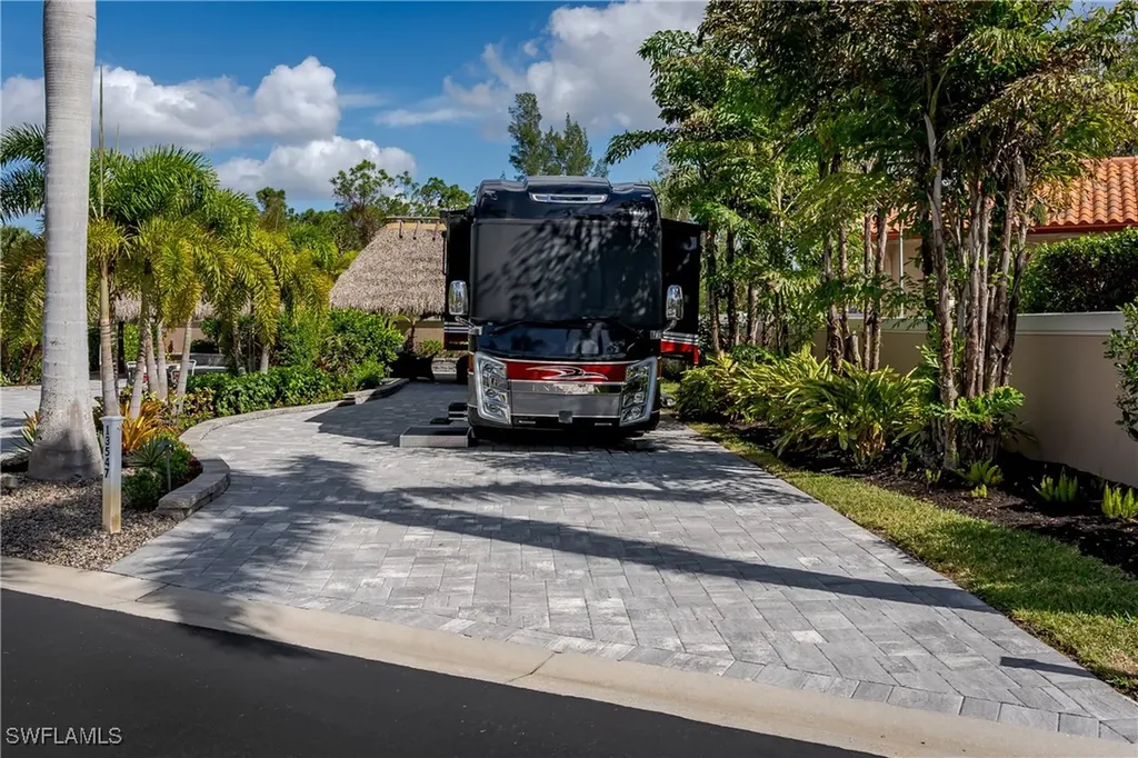 13547 Snook Circle Naples FL 34114
