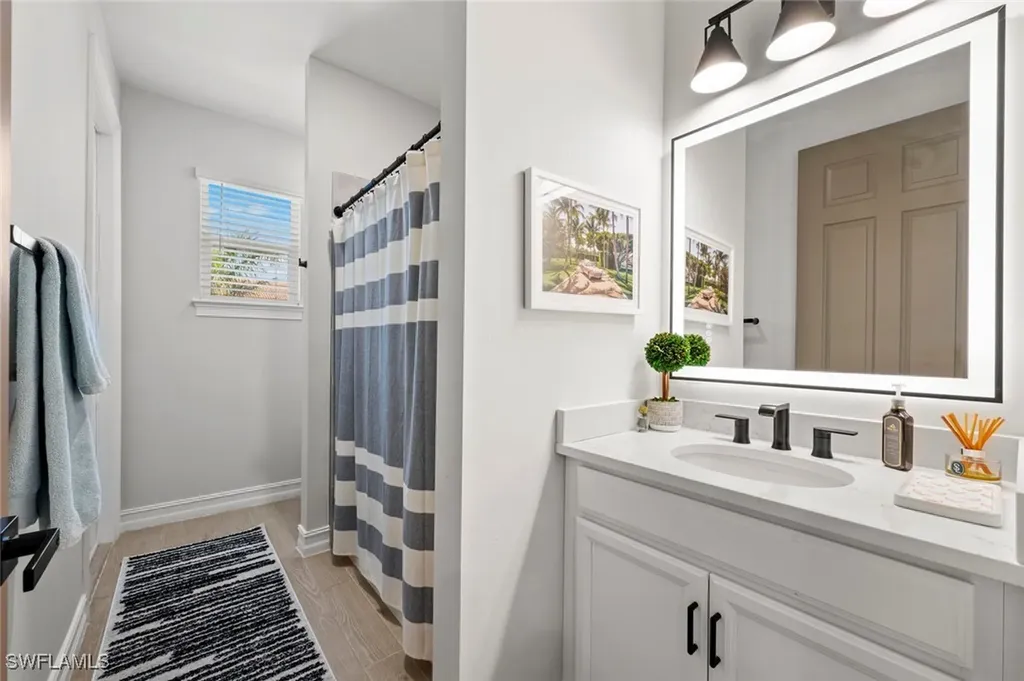 10581 Woodchuck Lane Bonita Springs FL 34135