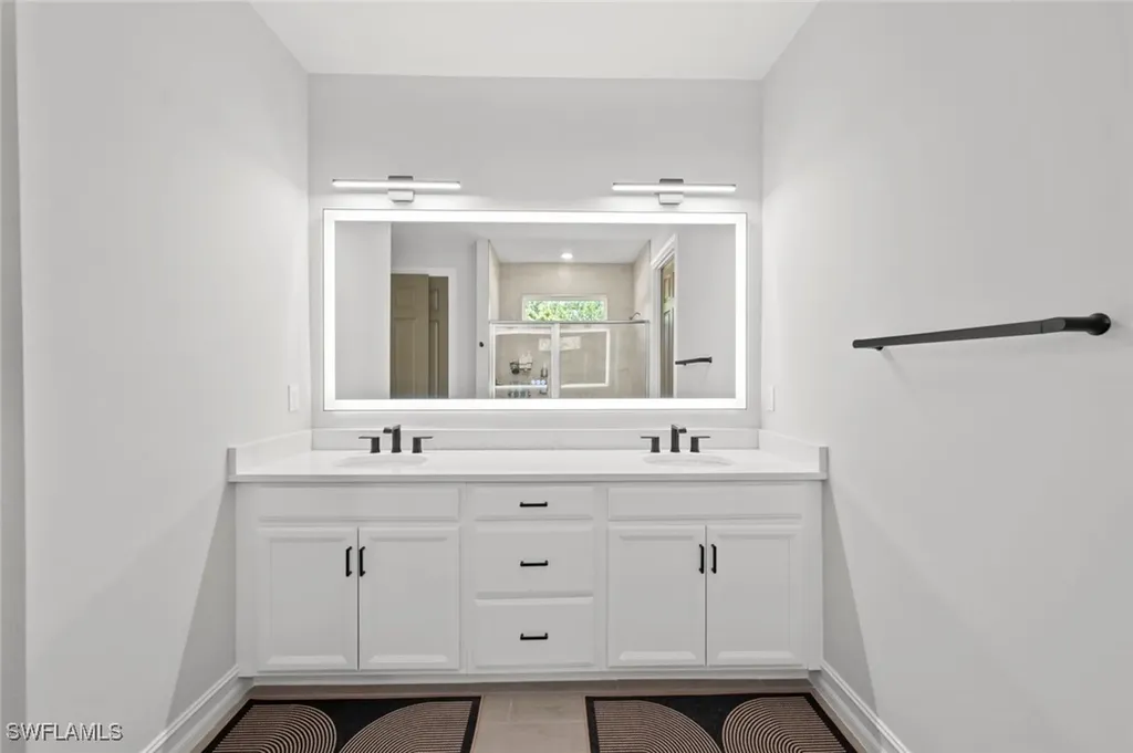 10581 Woodchuck Lane Bonita Springs FL 34135