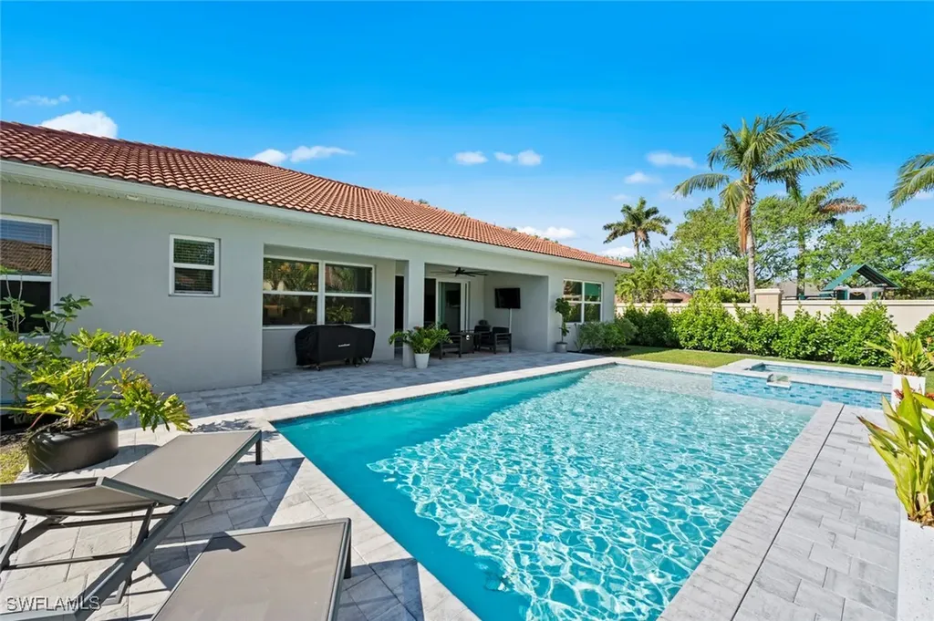 10581 Woodchuck Lane Bonita Springs FL 34135