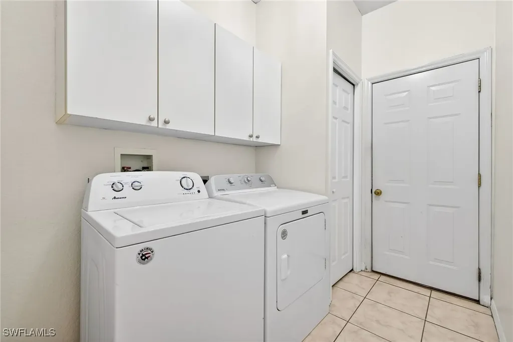 5791 Golden Gate Parkway Naples FL 34116