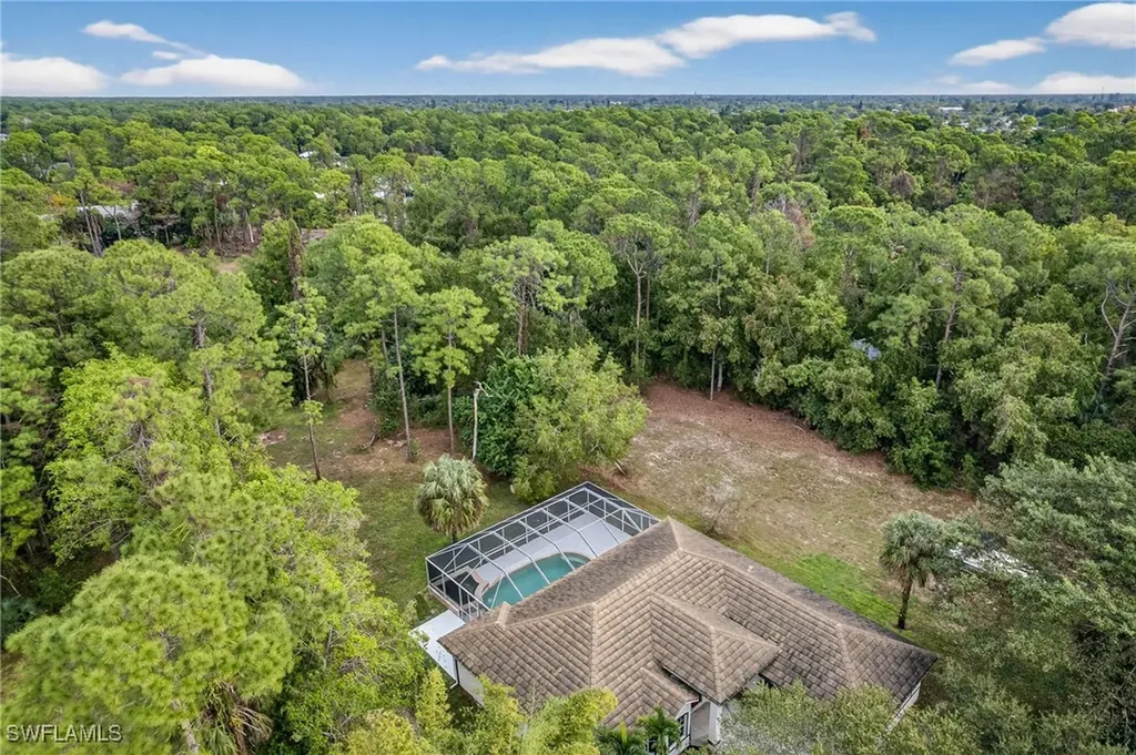 5791 Golden Gate Parkway Naples FL 34116