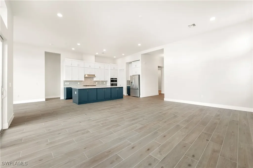 8717 Driftwood Drive Naples FL 34114