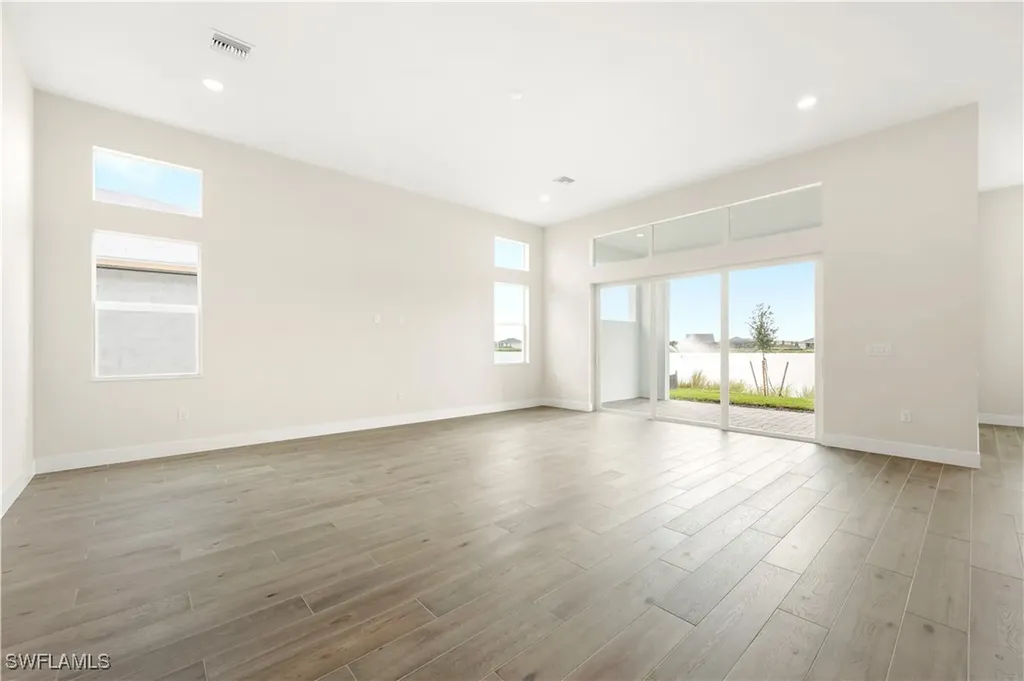 8717 Driftwood Drive Naples FL 34114