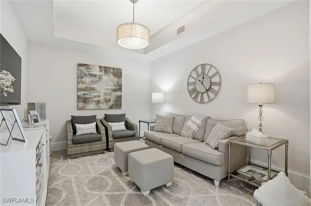 1030 3rd Avenue S Naples FL 34102