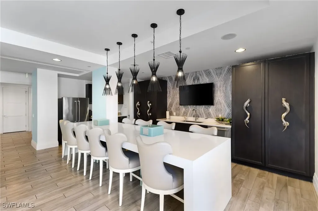 1030 3rd Avenue S Naples FL 34102