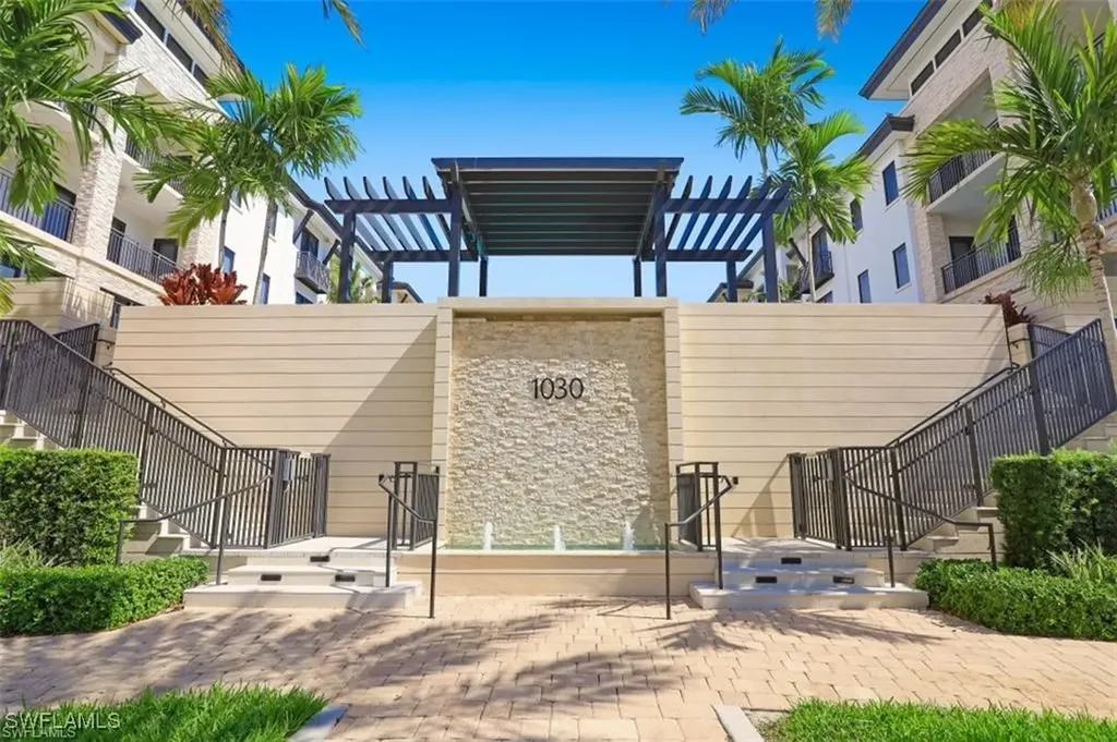 1030 3rd Avenue S Naples FL 34102