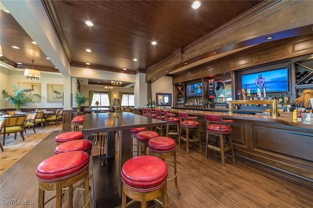 1065 Borghese Lane Naples FL 34114