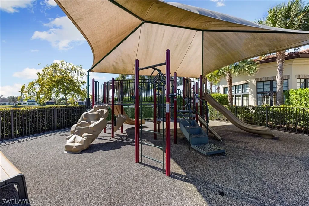 9258 Shadow Oak Lane Naples FL 34120