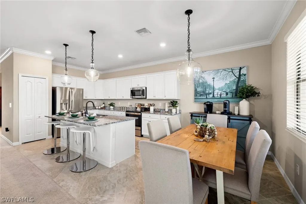 9258 Shadow Oak Lane Naples FL 34120