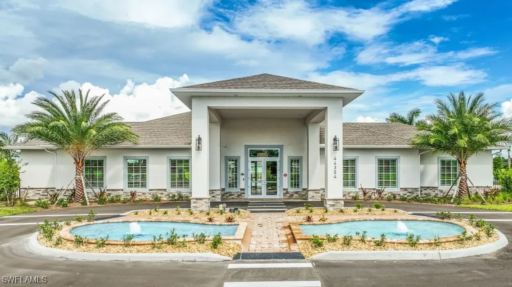 17911 Shade Tree Loop Babcock Ranch FL 33982