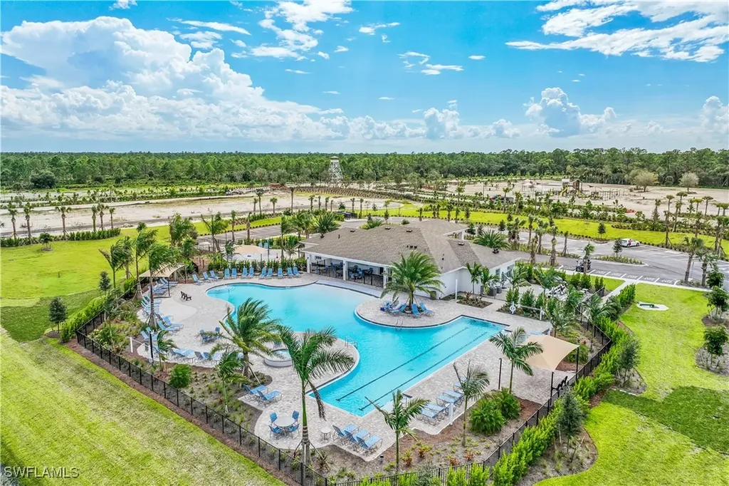 17911 Shade Tree Loop Babcock Ranch FL 33982