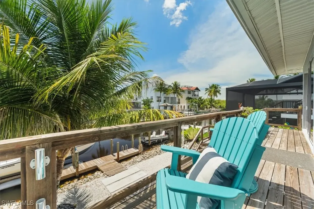 1282 Venetian Way Naples FL 34110
