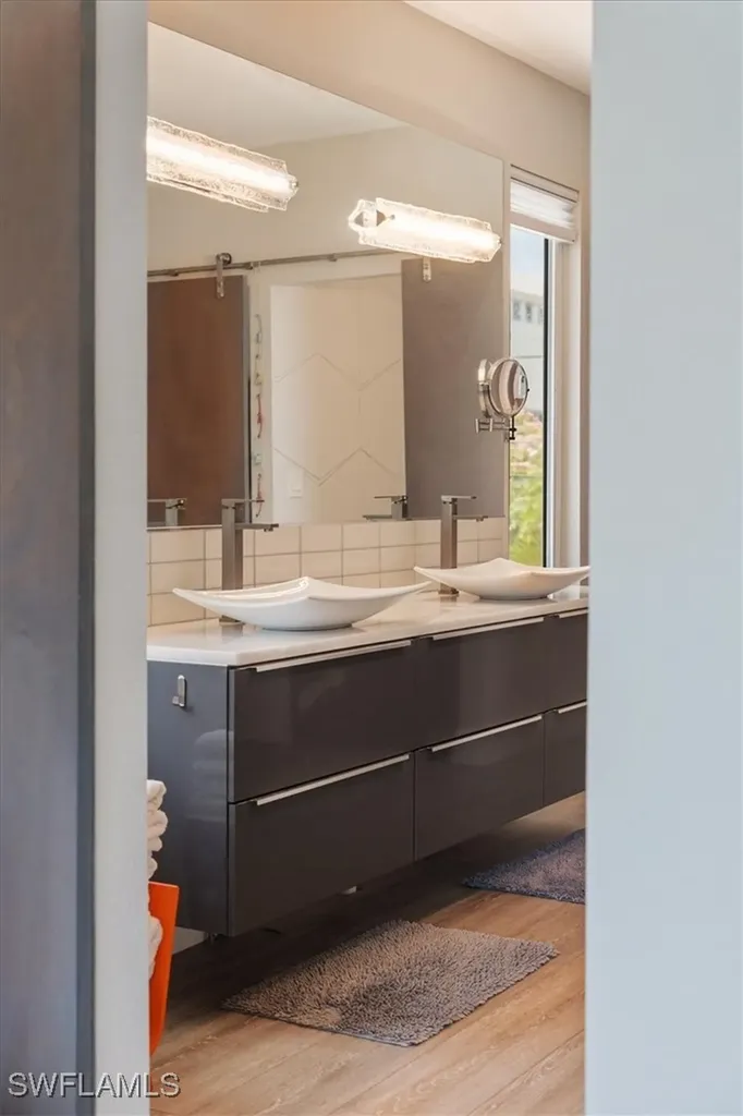 1282 Venetian Way Naples FL 34110