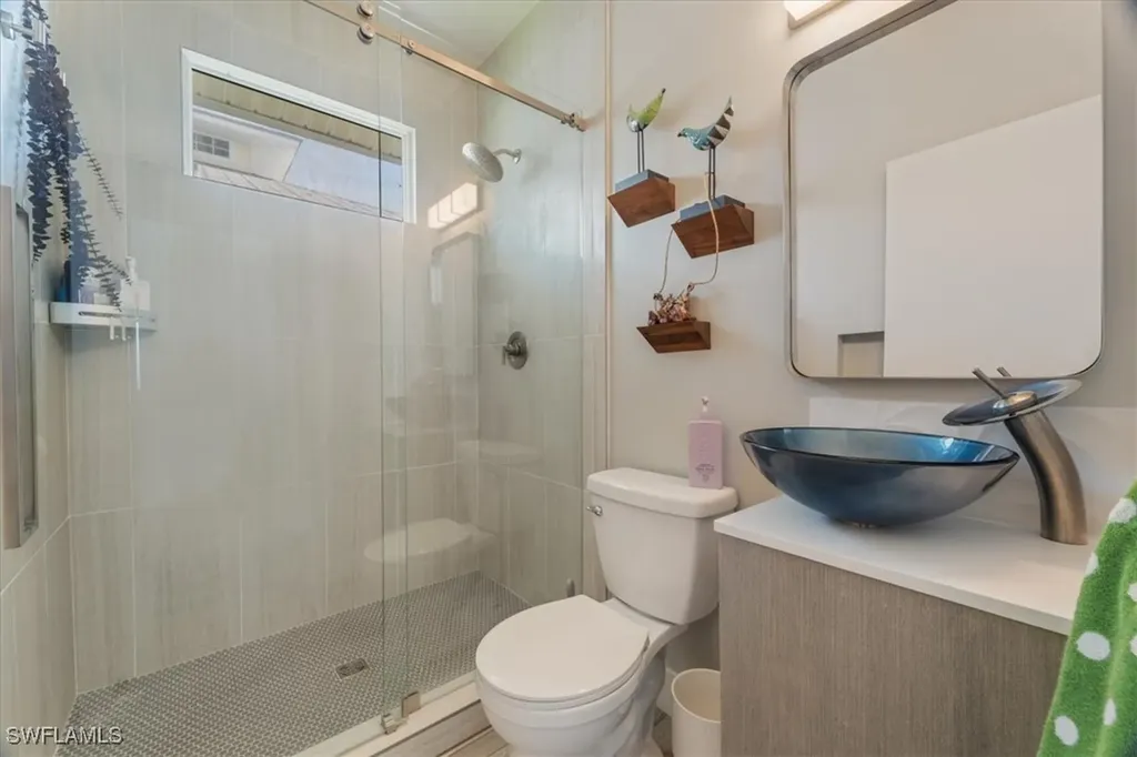 1282 Venetian Way Naples FL 34110
