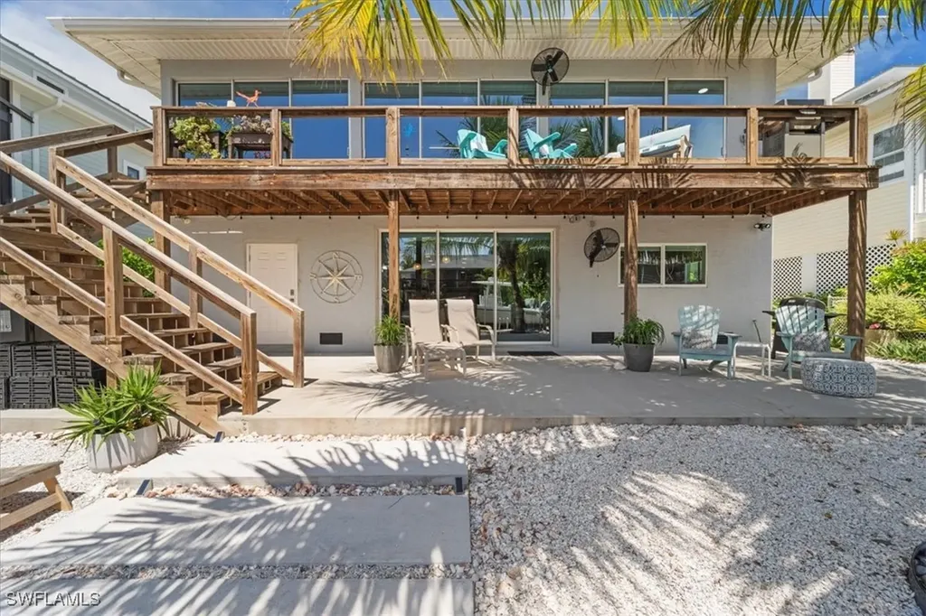 1282 Venetian Way Naples FL 34110