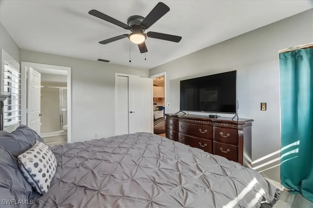 2031 Pine Isle Lane Naples FL 34112