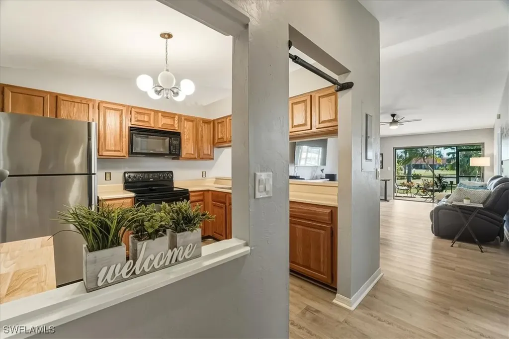 2031 Pine Isle Lane Naples FL 34112