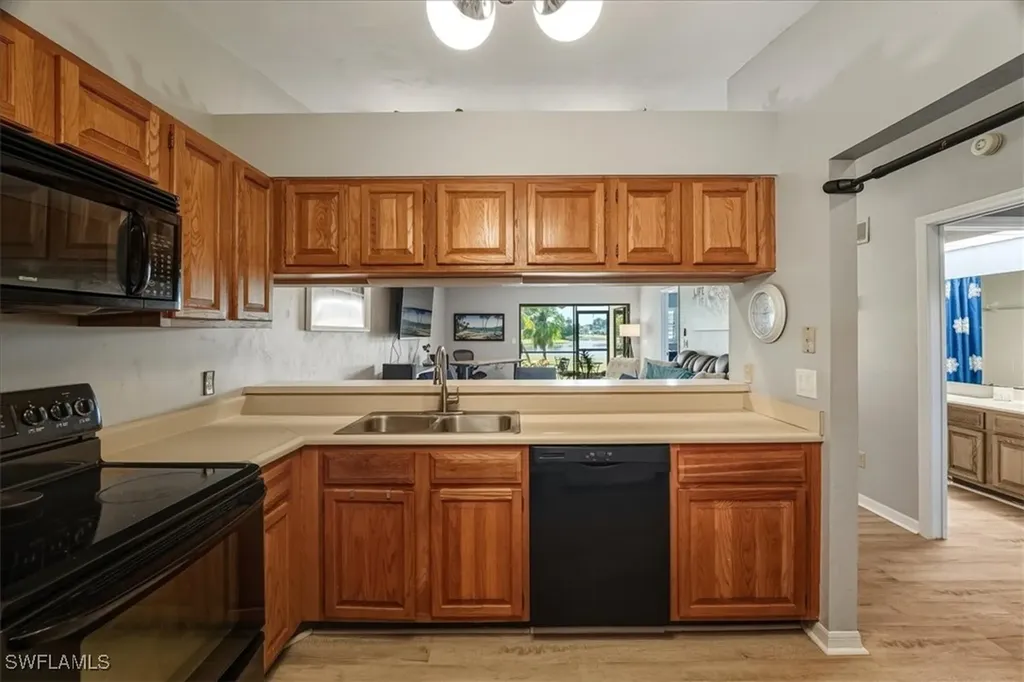 2031 Pine Isle Lane Naples FL 34112