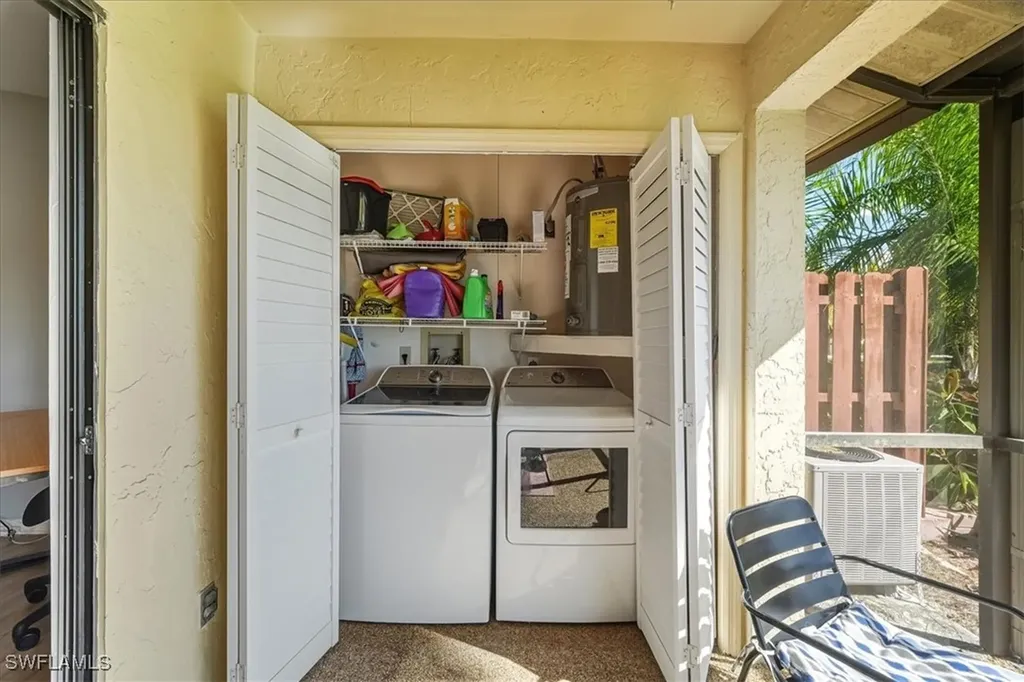 2031 Pine Isle Lane Naples FL 34112