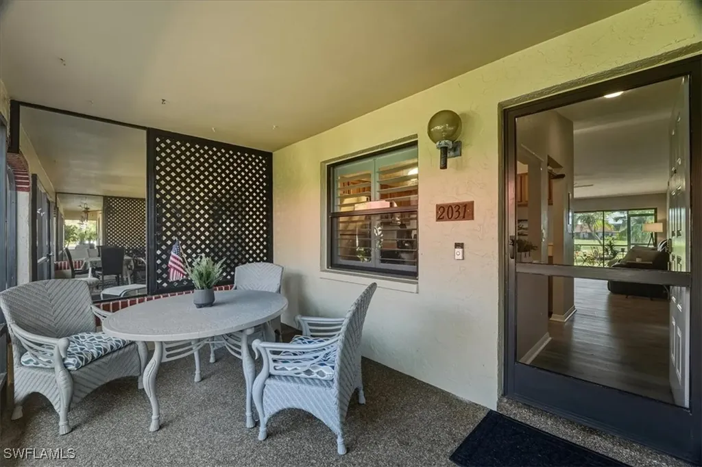 2031 Pine Isle Lane Naples FL 34112