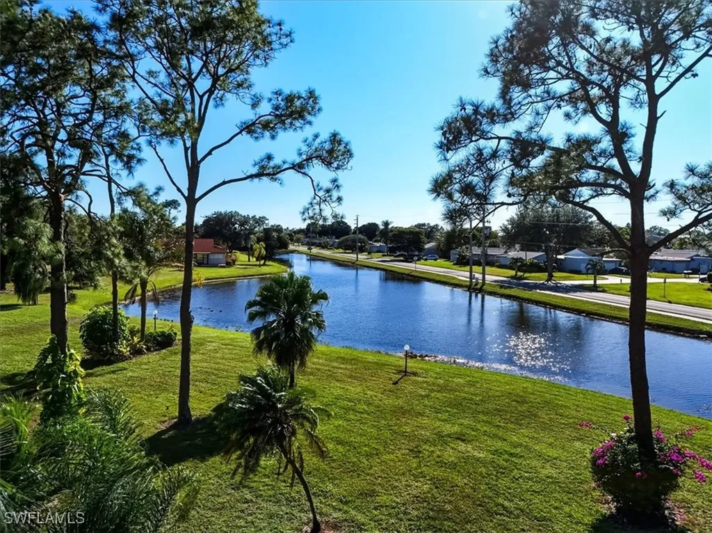 2031 Pine Isle Lane Naples FL 34112
