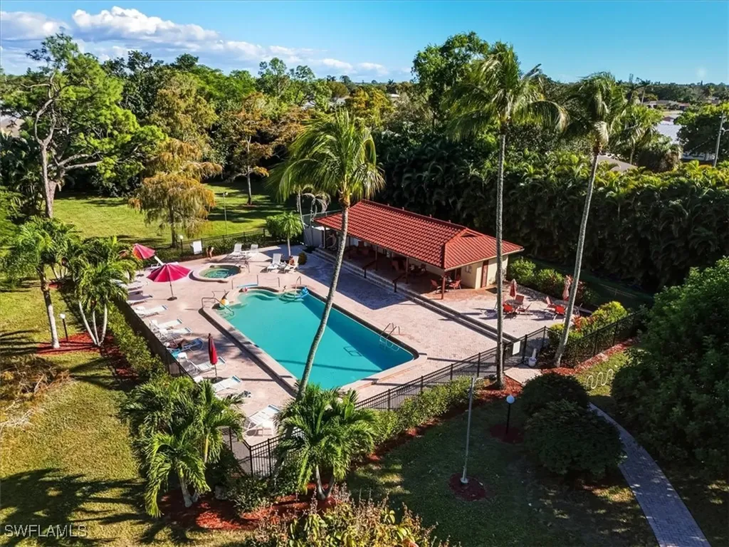 2031 Pine Isle Lane Naples FL 34112
