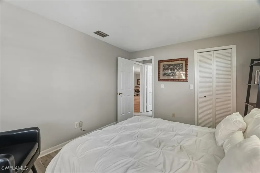 2031 Pine Isle Lane Naples FL 34112
