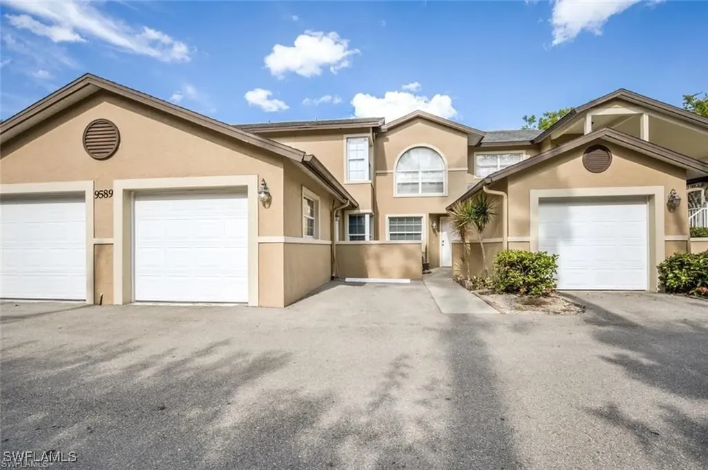 9589 Crescent Garden Drive Naples FL 34109