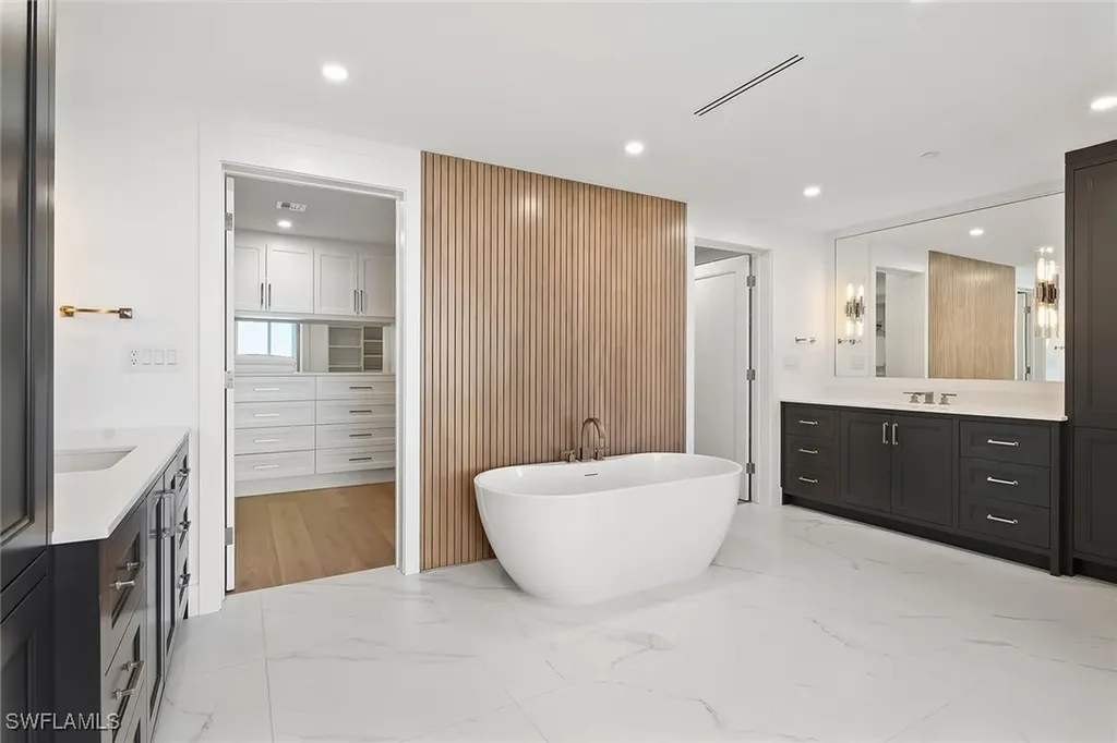 13935 Old Coast Road Naples FL 34110