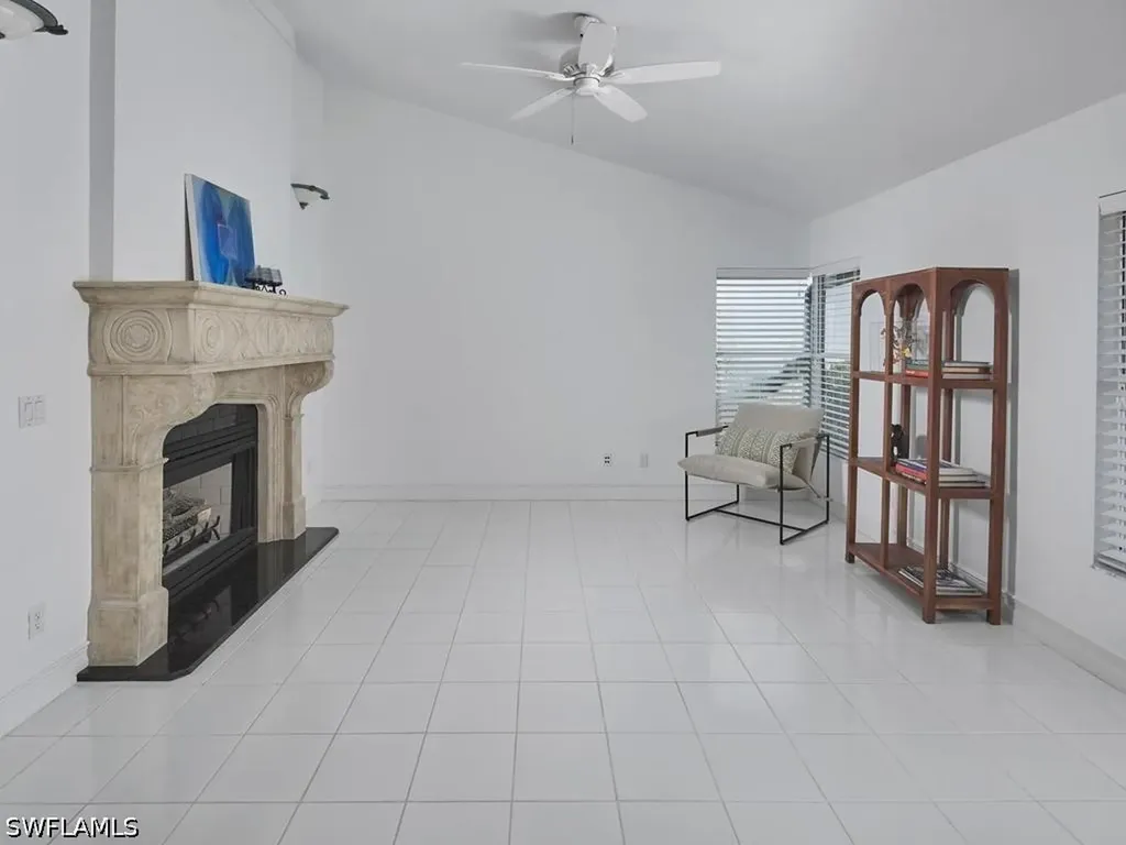 2126 E Crown Point Naples FL 34112
