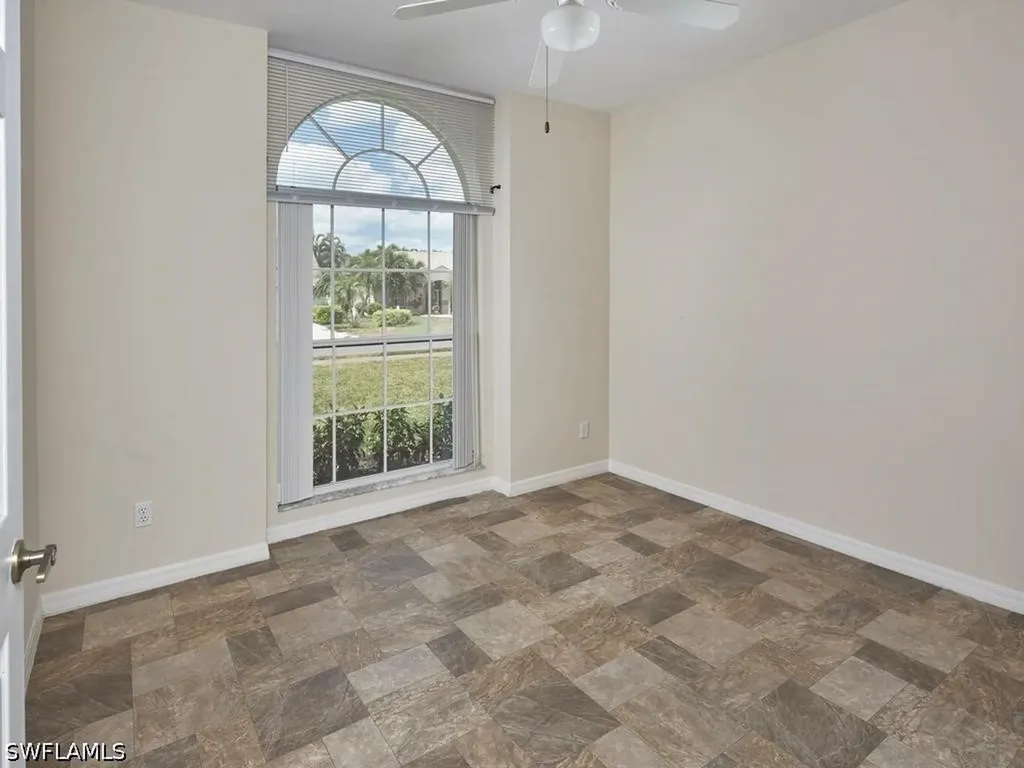 2126 E Crown Point Naples FL 34112
